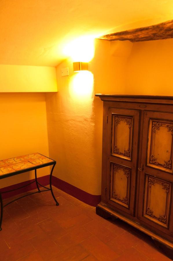 Palazzo Benucci Bed and Breakfast San Gimignano Eksteriør billede