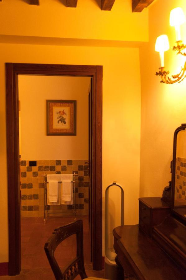 Palazzo Benucci Bed and Breakfast San Gimignano Eksteriør billede